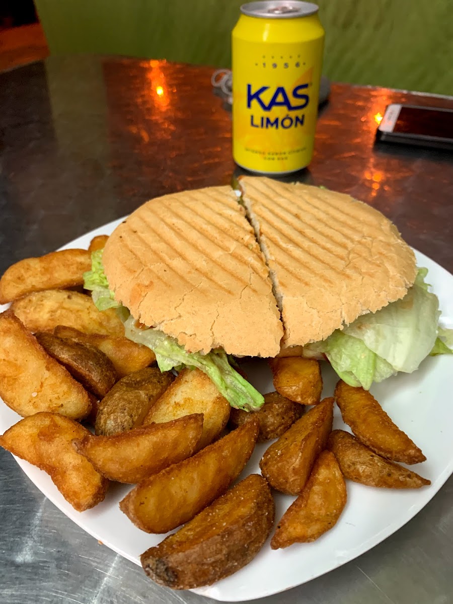 La Playa Burguer Restaurant-5